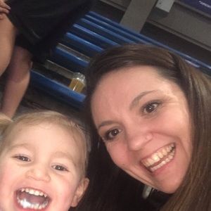 Meet your Posher, Cassandra